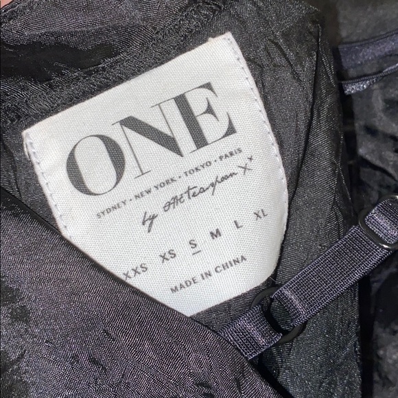 ONE Teaspoon Velvet Love Dress - Picture 11 of 12